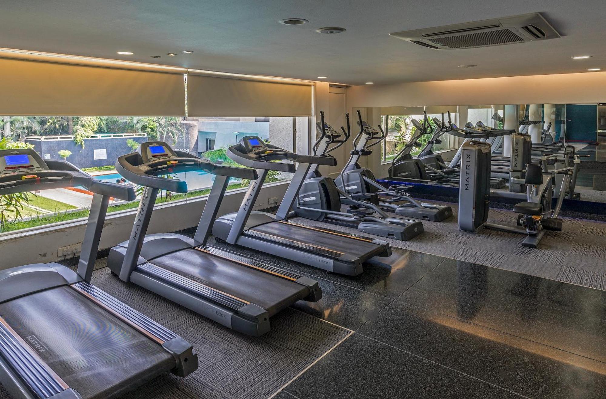 ホテル Lch Fitness インドール エクステリア 写真